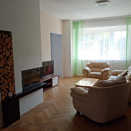 Apartman Xxl Яхимів Екстер'єр фото