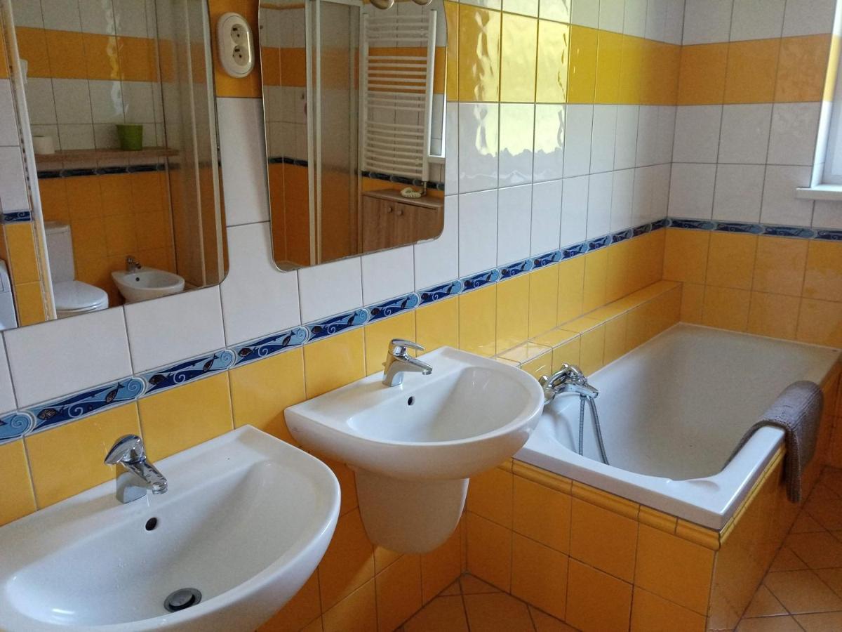 Apartman Xxl Яхимів Екстер'єр фото
