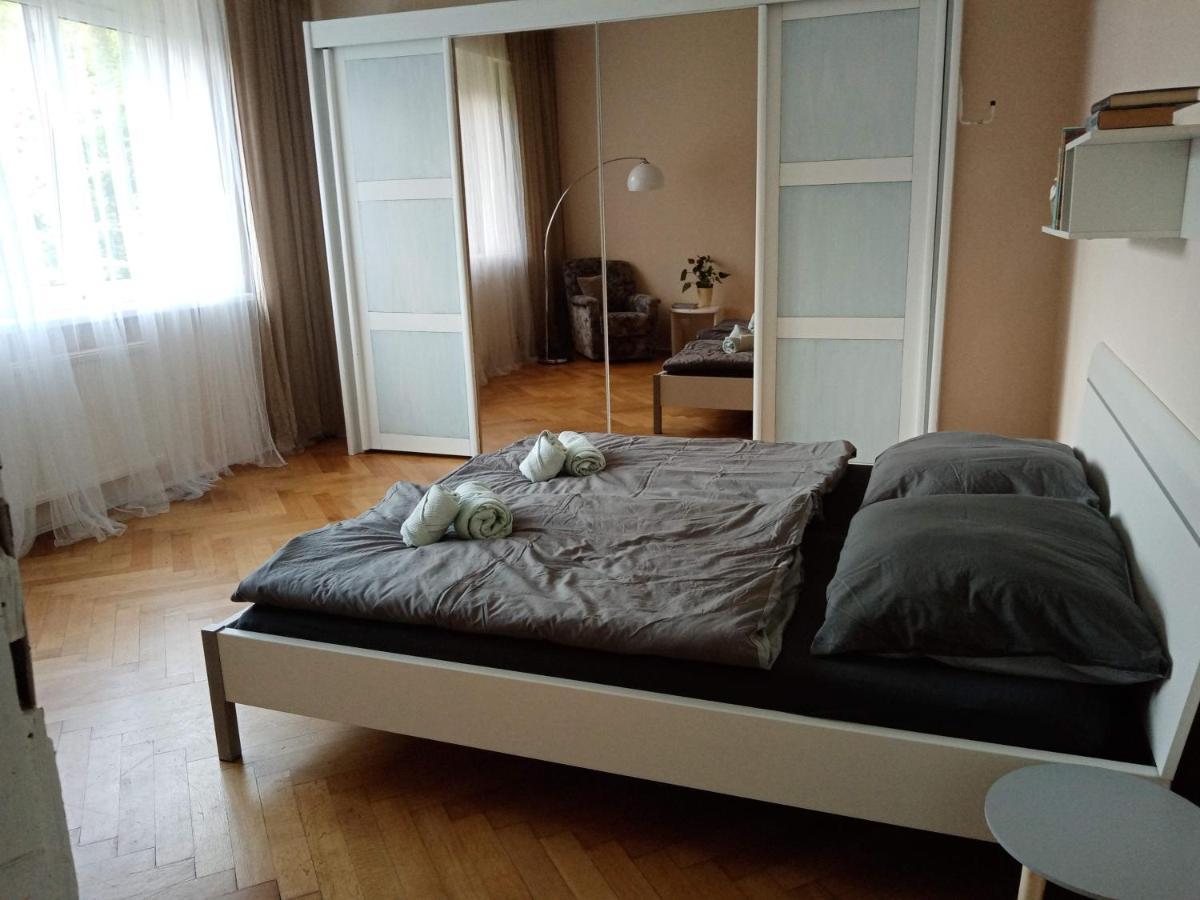 Apartman Xxl Яхимів Екстер'єр фото
